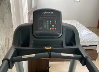 Caminadora life fitness
