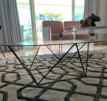 Mesa de centro en metal color bronze