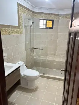 Vendo apartamento en urb. fernÁndez 3 habitaciones.