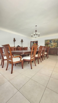 Villa con vista al campo de golf metro country club