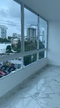 Moderno apartamento en la zona universitaria