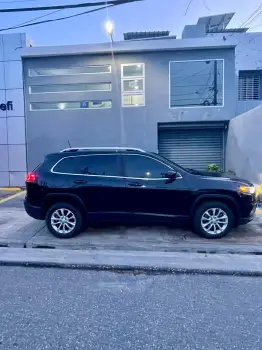 Jeep cherokee latitude 2019 en santo domingo dn