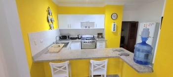 Apartamento amueblado 2da. linea playa en  juan dolio