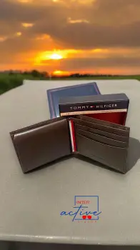 Cartera de hombre tommy hilfiger marron