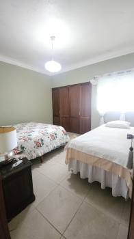 Apartamento amueblado en 1ra. linea de  playa juan dolio