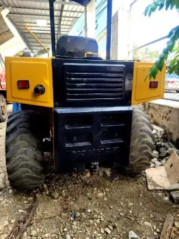 Pala mecanica yanmar y31wa en puerto plata