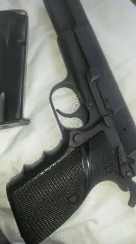 Pistola browning hi power hp35