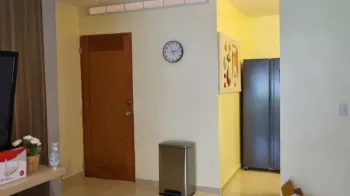 Alquiler habitación baño privado amueblada elect internet y mant inclu