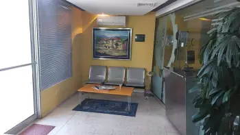 Local comercial en venta en estrella sadhala santiago