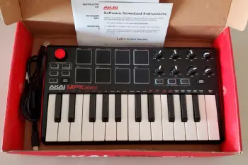 Piano akai mpk mini 2