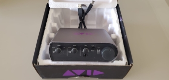 Tarjeta de sonido avid mbox 3