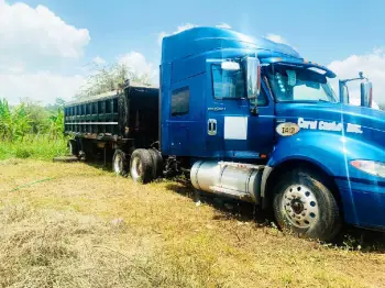Camion international prostal lf687 2013 poco uso