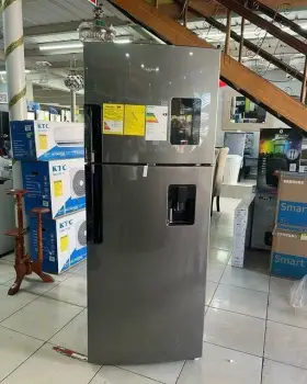 Nevera whirlpool 16 pies cúbicos  en santo domingo oeste