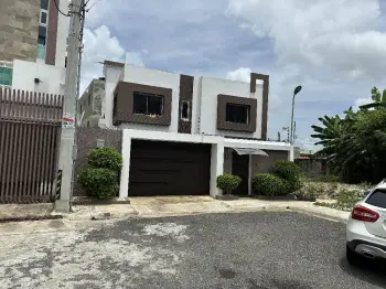 Venta de casa en brisa oriental autopista de san isidro