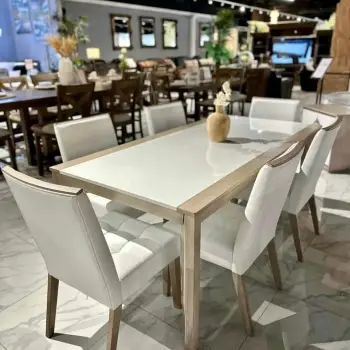 juego de comedor de 6 sillas en pino americano con adornos incluidos