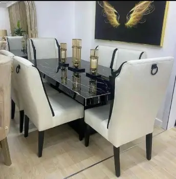 Juego de comedor de 6 sillas en pino americano con adornos incluido