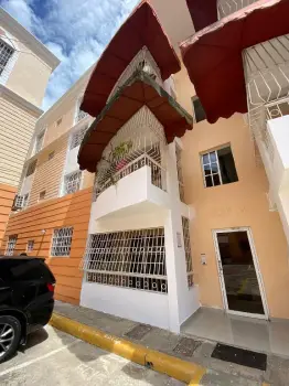 Vendo apartamento en segundo nivel sector vista hermosa muy proximo a