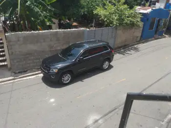 2016 jeep grand cherokee  en santo domingo este
