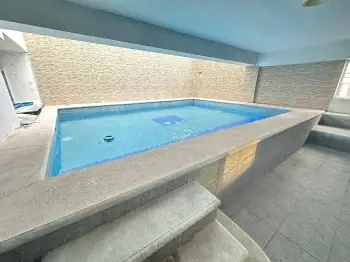 Urbanizacion real amplio e iluminado apartamento de 255 mts2