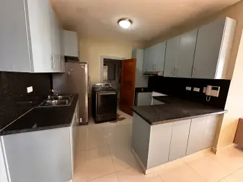 Apartamento en alquiler línea blanca en el millÓn