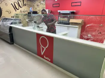 Empleados heladería café