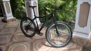 Bicicleta mountainbike marca genesis-vitesse