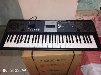 Vendo piano yamaha  en santo domingo dn
