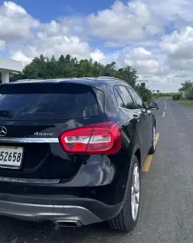 Mercedes benz gla 250 4matic