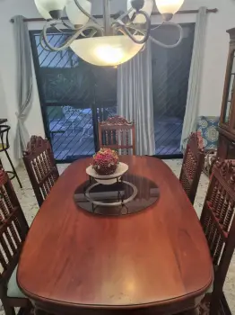 Comedor de oportunidad en caoba preciosa