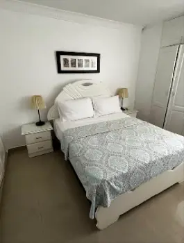 Juego de habitación en venta tamaño quueen
