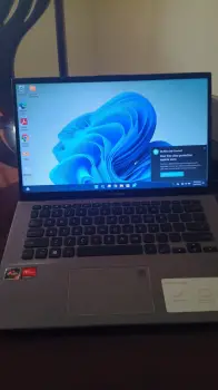 Laptop asus vicobook 14