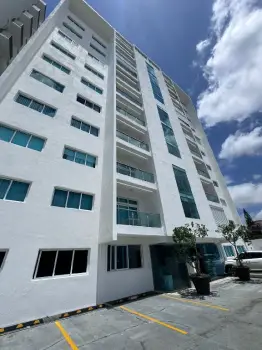 Hermoso penthouse en renta próximo autopista duarte