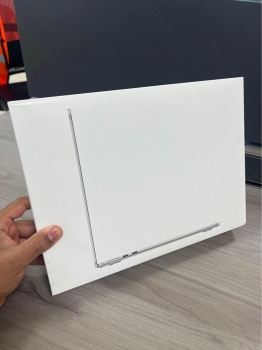 Macbook air m3 chip  2024
