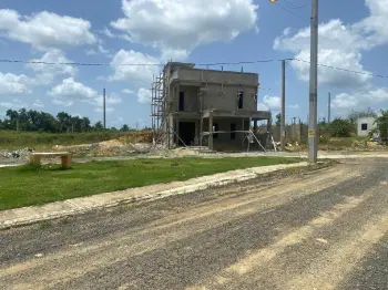 Construye tu casa en excelente residencial