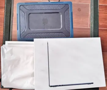 Macbook air m2 15 pulgadas 256gb/16gb