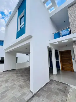 Casa de dos niveles en venta cerca de vista linda - 3 dormitorios