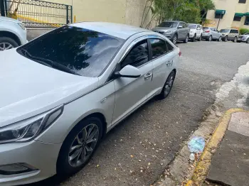 Hyundai lf 2016