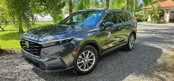 Honda cr-v ex 2023 clean carfax en santo domingo dn