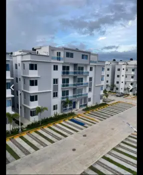 Apartamento en alquiler 3 hab en la autopista de san isidro