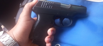 Pistola taurus pt 111