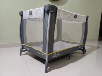 Corrar cuna cama para bebe graco