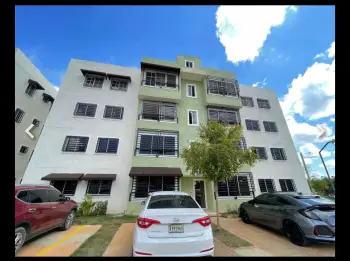 Alquiler ubicado en el residencial sembrador ciudad juan bosh con 2 pa