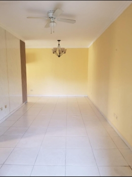 Apartamento en carmen renata 3