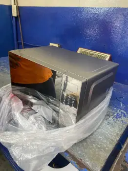 Microondas midea nuevo en santo domingo dn
