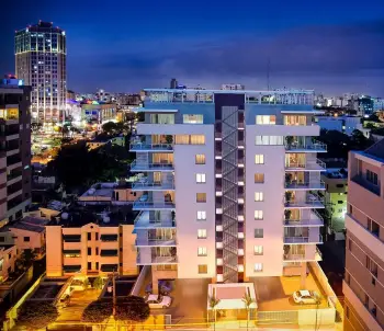 Apartamento 4to. piso en evaristo morales dos habitaciones