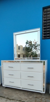 Cajonera de seis gavetas moderna