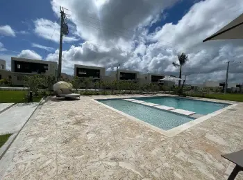 Alquilo villa nueva en punta cana