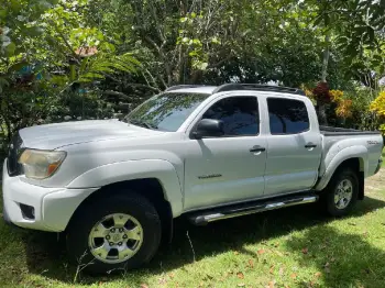Toyota tacoma 2012