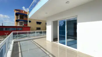 Apartamento con terraza en prado oriental