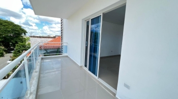 Moderno apartamento en brisa oriental